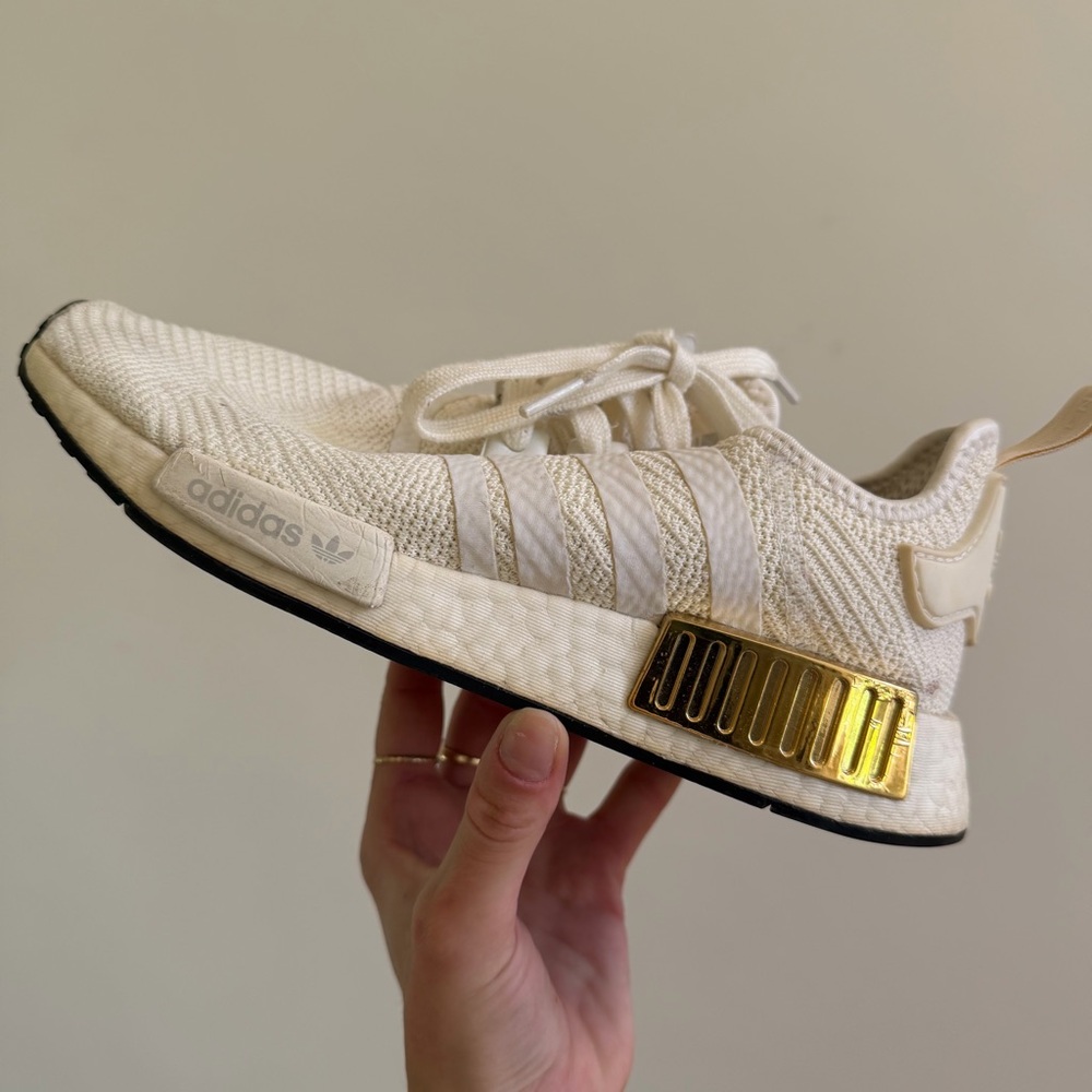 Adidas Sneakers